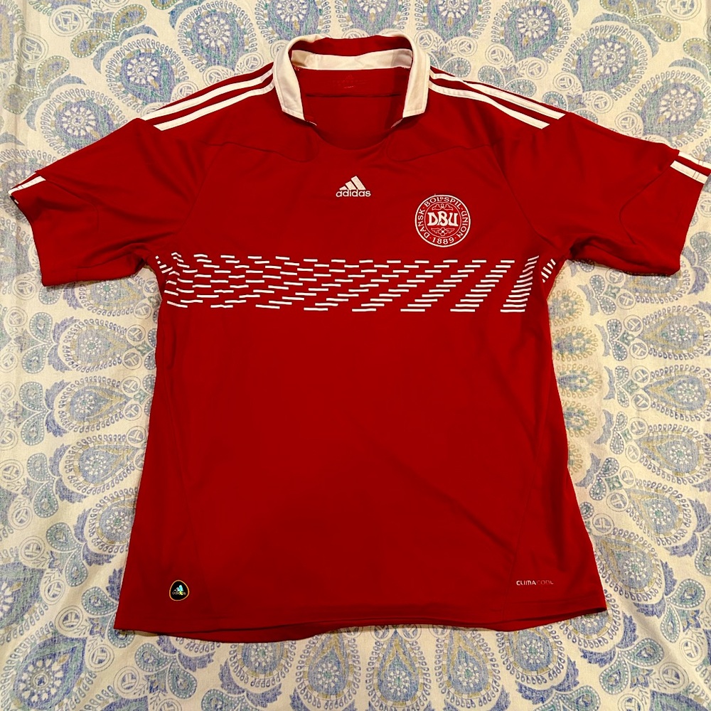 2010 Denmark soccer kit Adidas